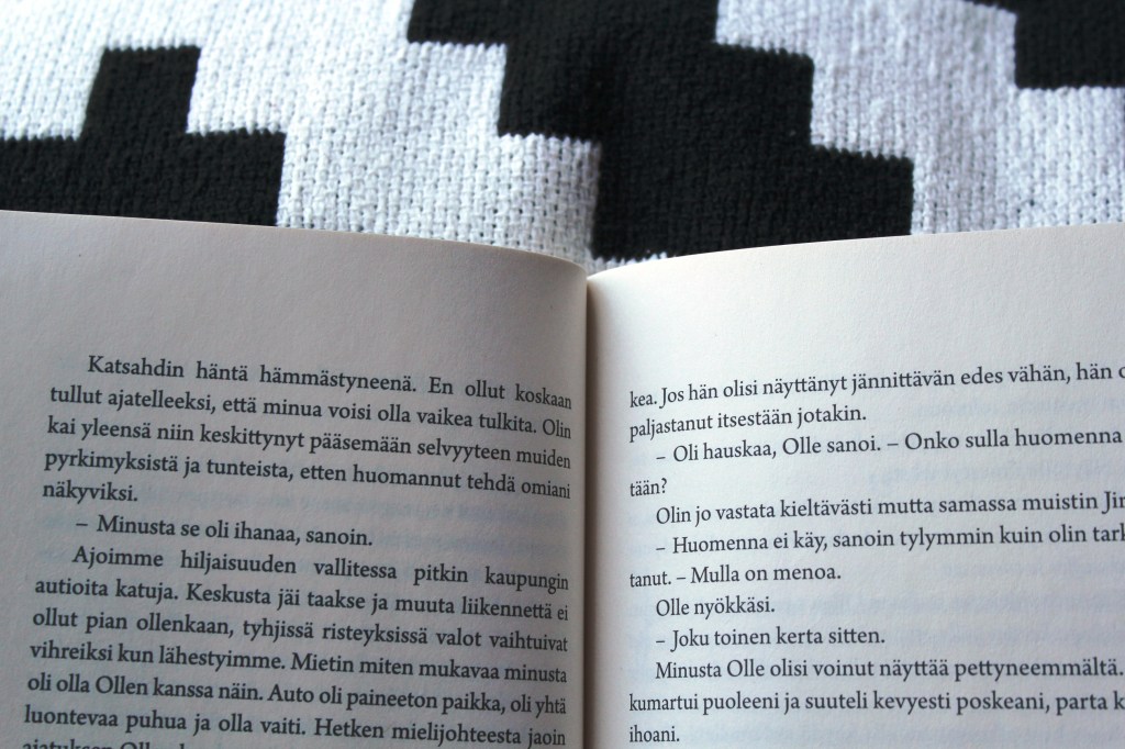 Veera Vaahtera: Kevyesti&nbsp;kipsissä