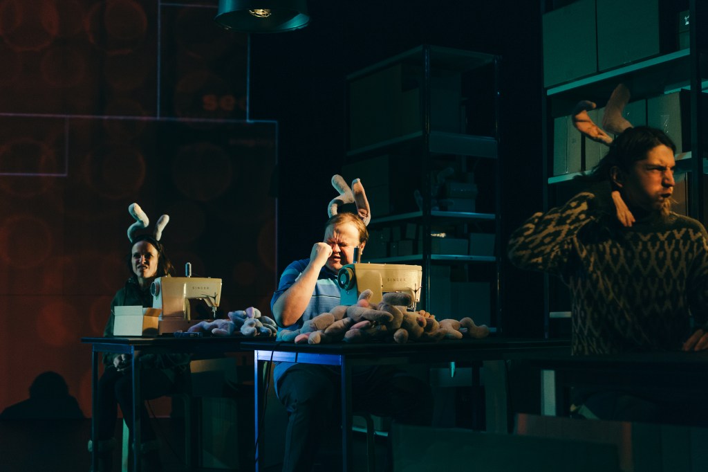 Teatterissa: Masennuskomedia