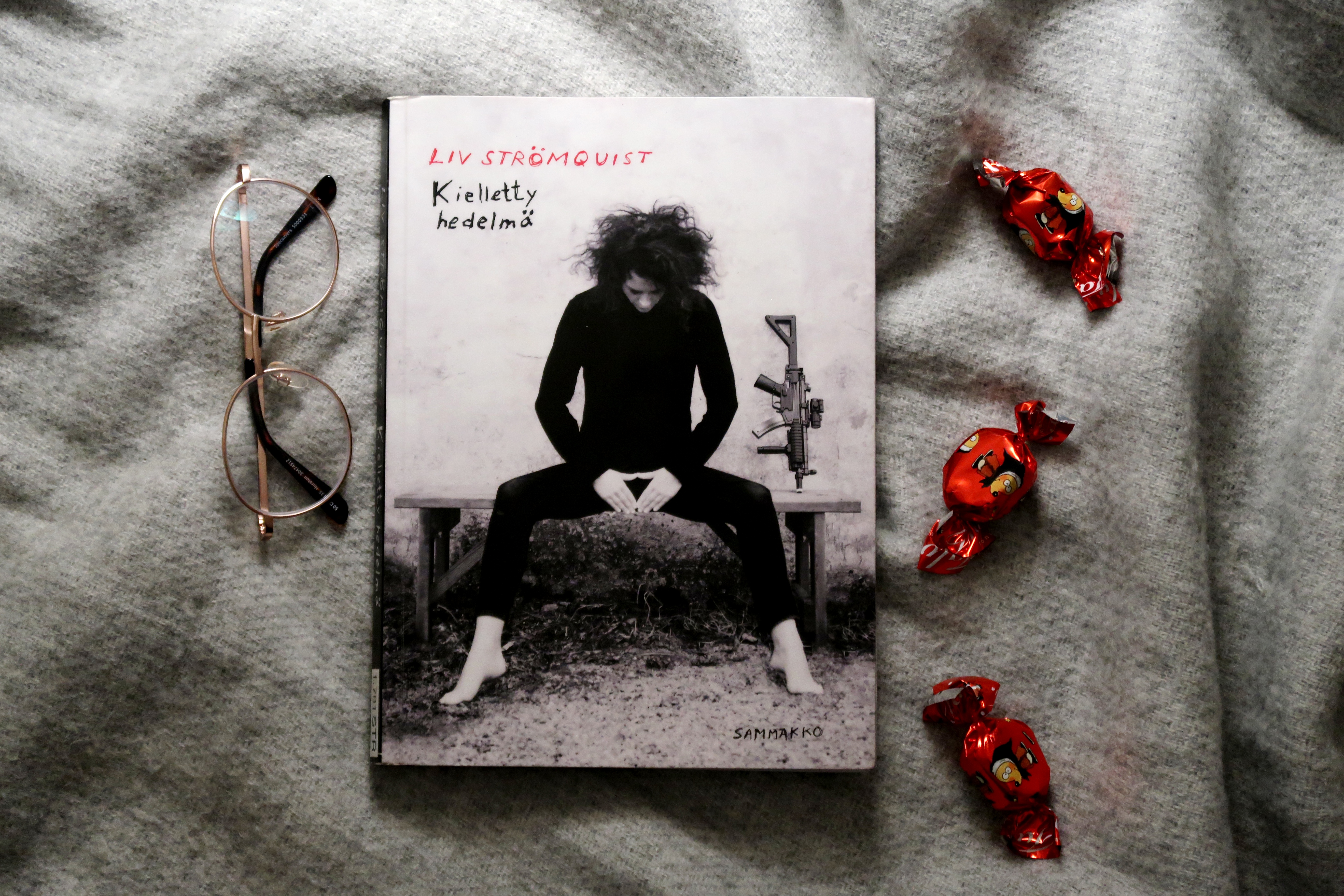 Kielletty hedelmä (1)