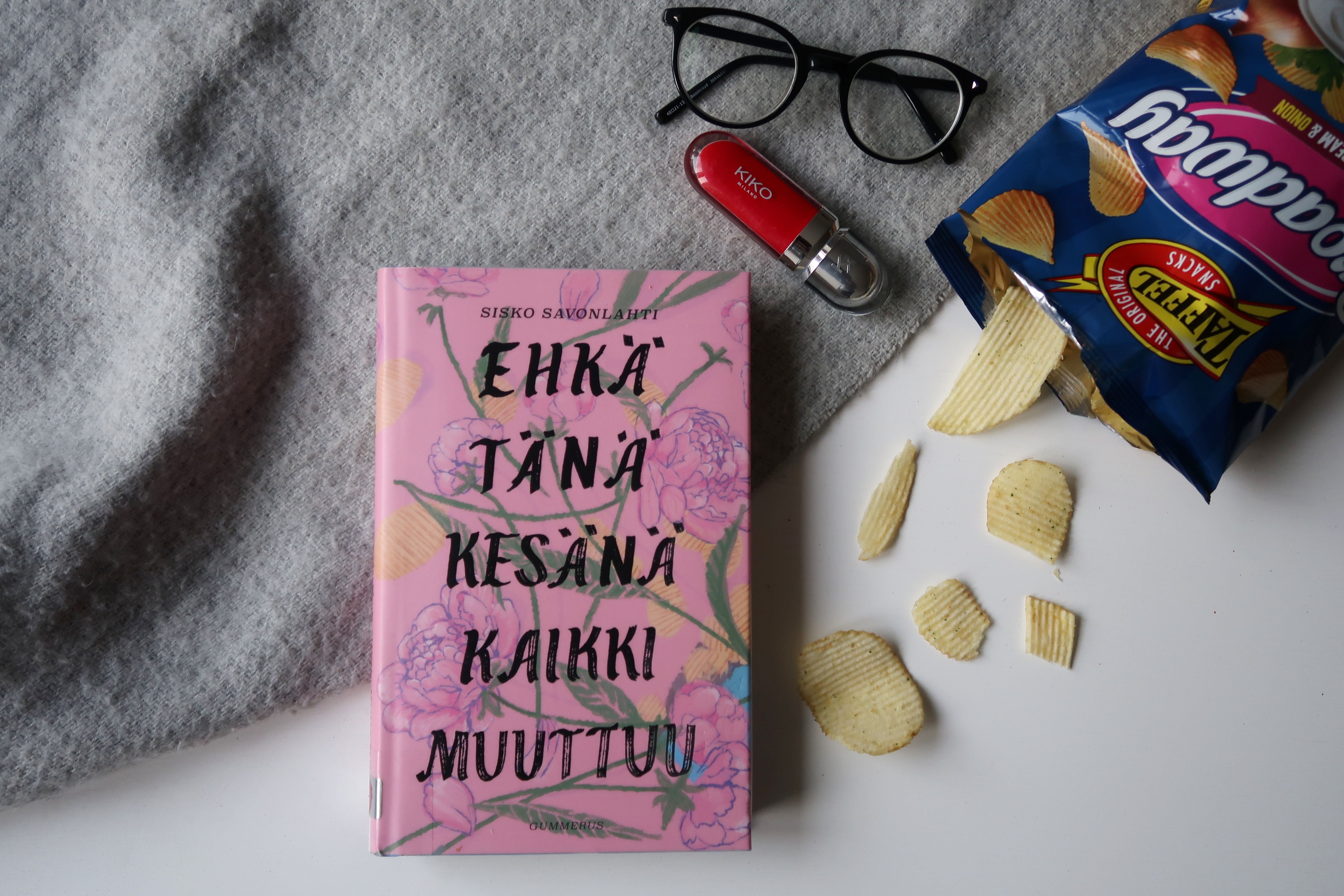 Ehkä tänä kesänä kaikki muuttuu (2)