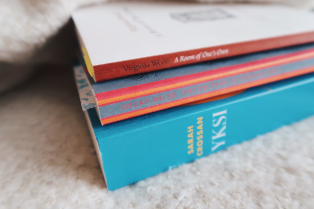 Tammikuu oli poikkeuksellinen: Luimme paljon viiden tähden kirjoja