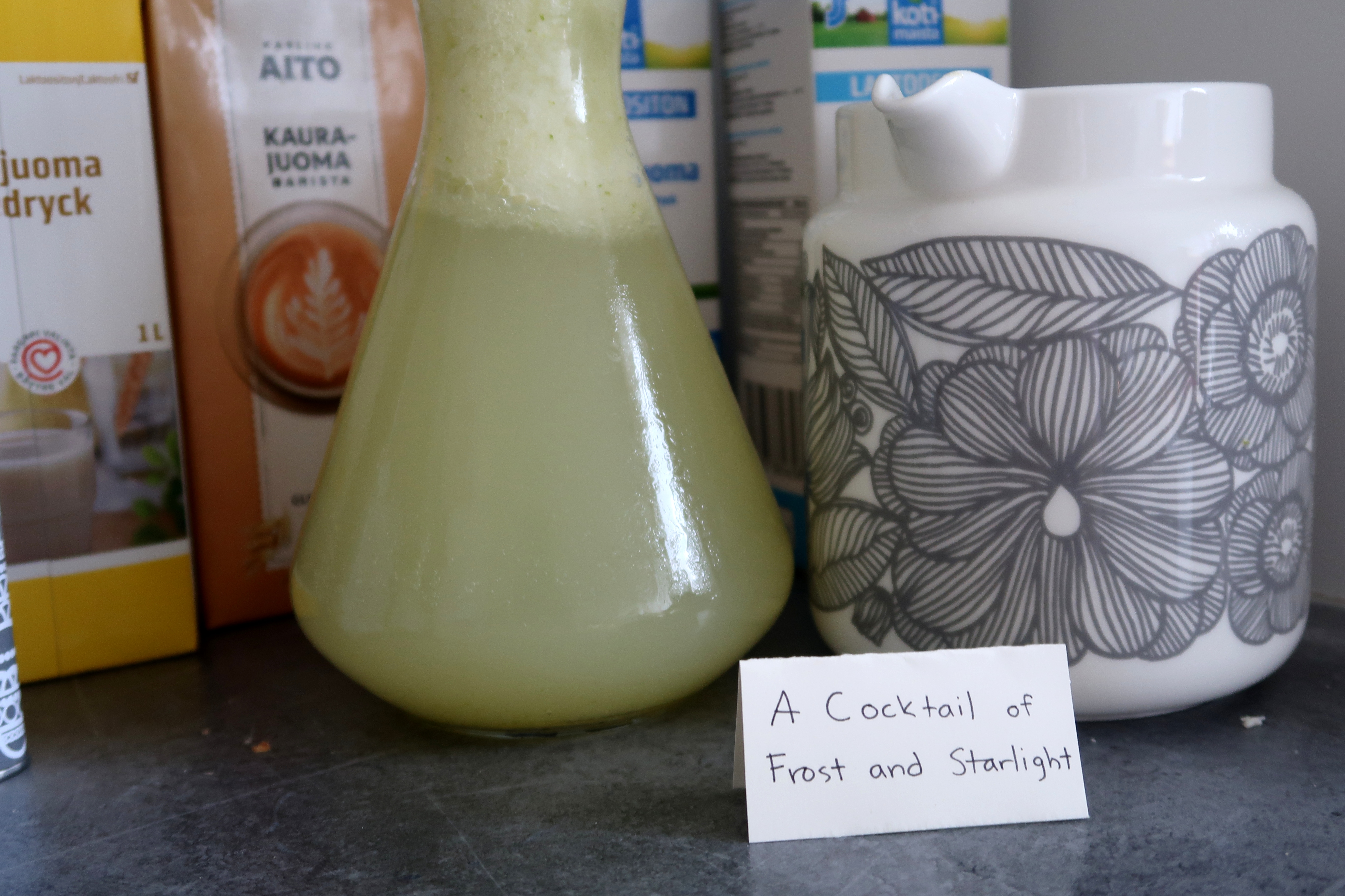 Kirjateemainen brunssi (10)