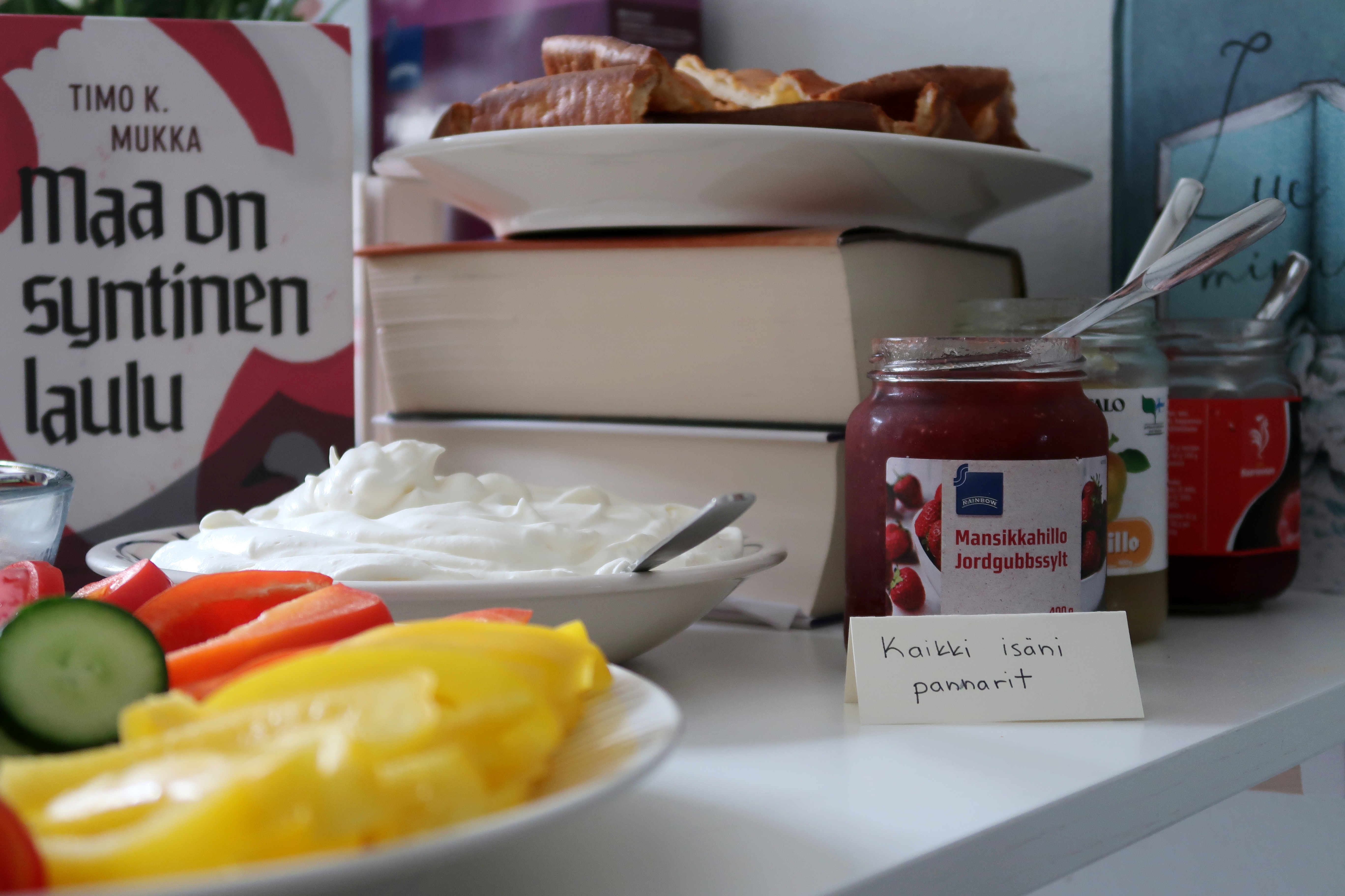 Kirjateemainen brunssi (8)