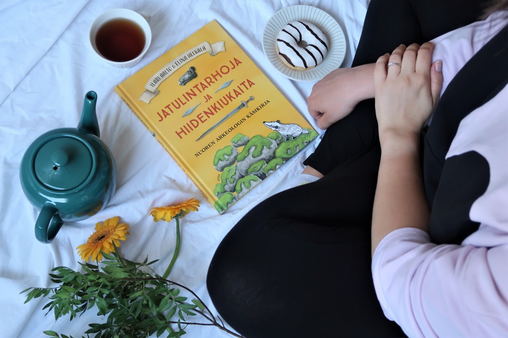 Vinkki joululahjoja etsivälle! – Ilari Aalto & Elina Helkala: Jatulintarhoja ja&nbsp;hiidenkiukaita