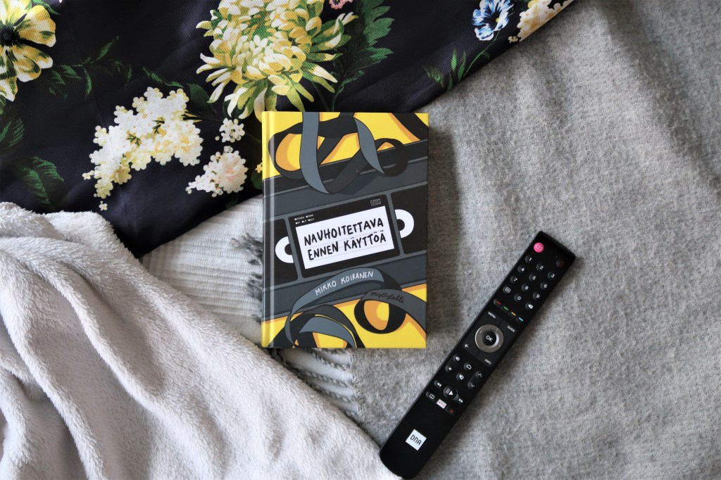 Aikamatkalle VHS-kasetilla – Mikko Koiranen: Nauhoitettava ennen&nbsp;käyttöä