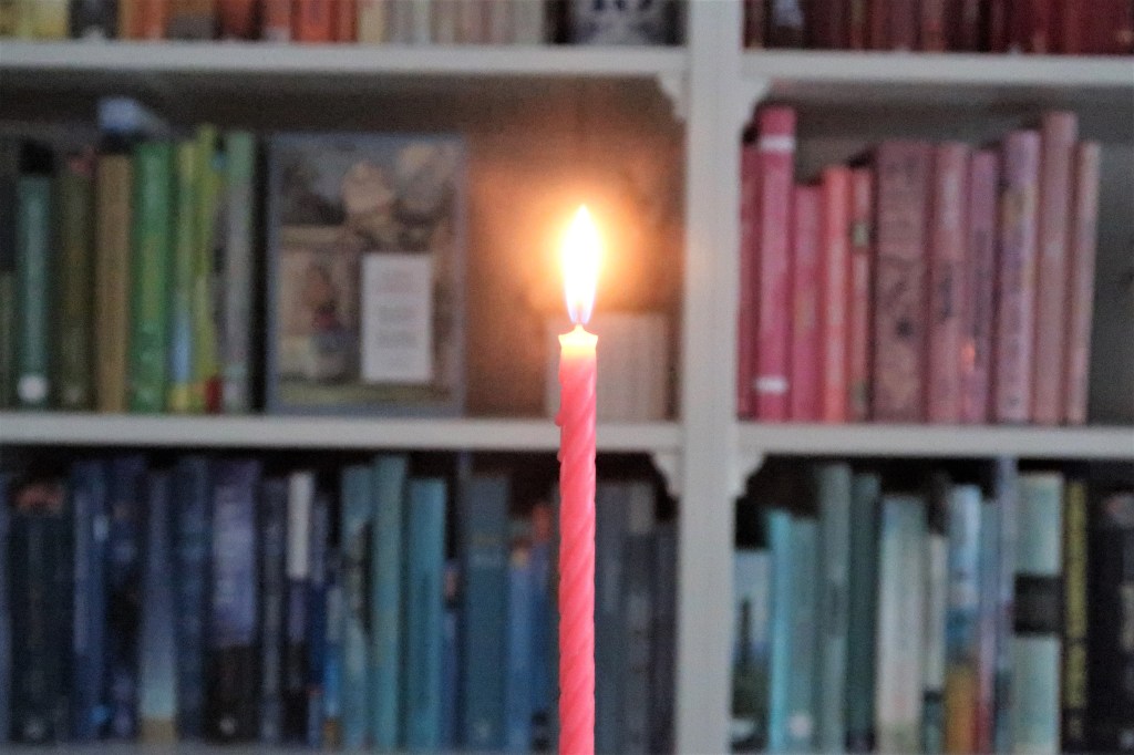 Onnea Bibobook 4v! Tältä kirjasomettaminen tuntuu meistä juuri&nbsp;nyt