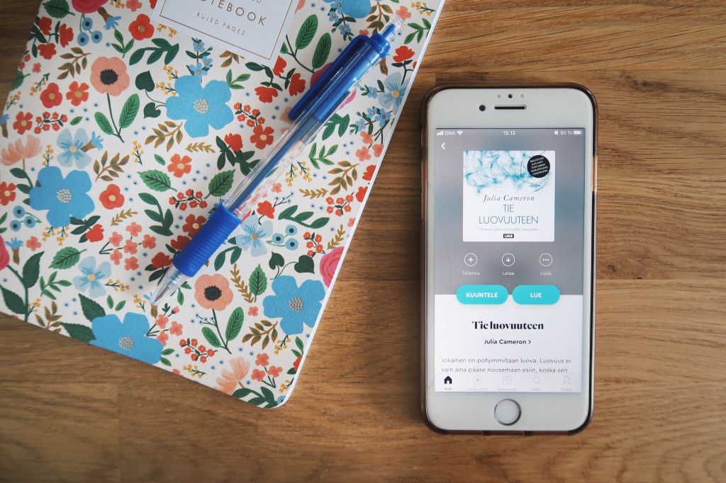 Kirjoittaisitko sinäkin aamusivuja? – Julia Cameron: Tie&nbsp;luovuuteen