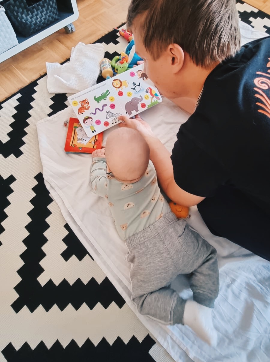 Vauvakesän lukukuulumiset: Mitä kaikkea sitä tulikaan&nbsp;luettua?