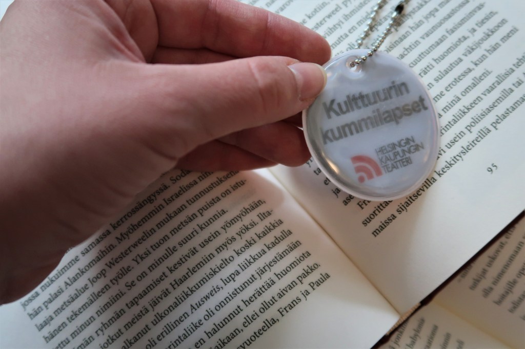 Lapseni on teatterikonkari jo ennen ensimmäistä soselusikallistaan – Miksi vauvateatteri vei&nbsp;sydämeni?